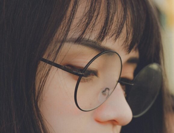 The-Eye-Shoppe-Women-Frame